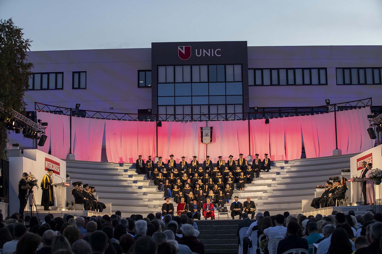 INTERCOLLEGE_GRADUATION_2026 (11)