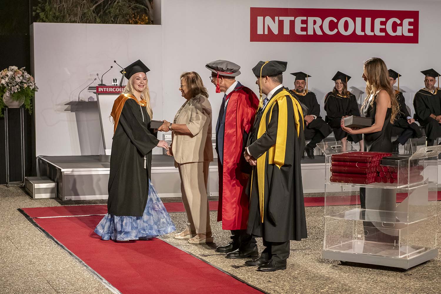 INTERCOLLEGE_GRADUATION_2026 (3)
